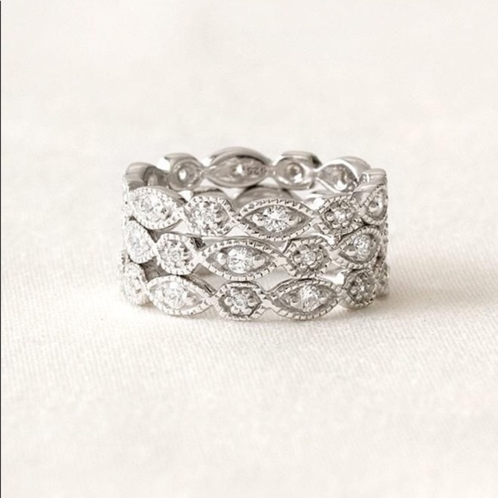 Stella & Dot Art Deco stacking rings Size 5